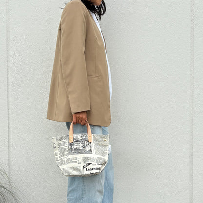 「軽くて拭ける」Coated PVC（WM) Newspaper