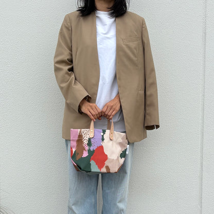 「軽くて拭ける」Coated PVC（SQ）The Garden