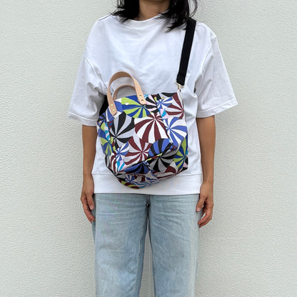 「軽くて拭ける」Coated PVC（SQ）Marbles