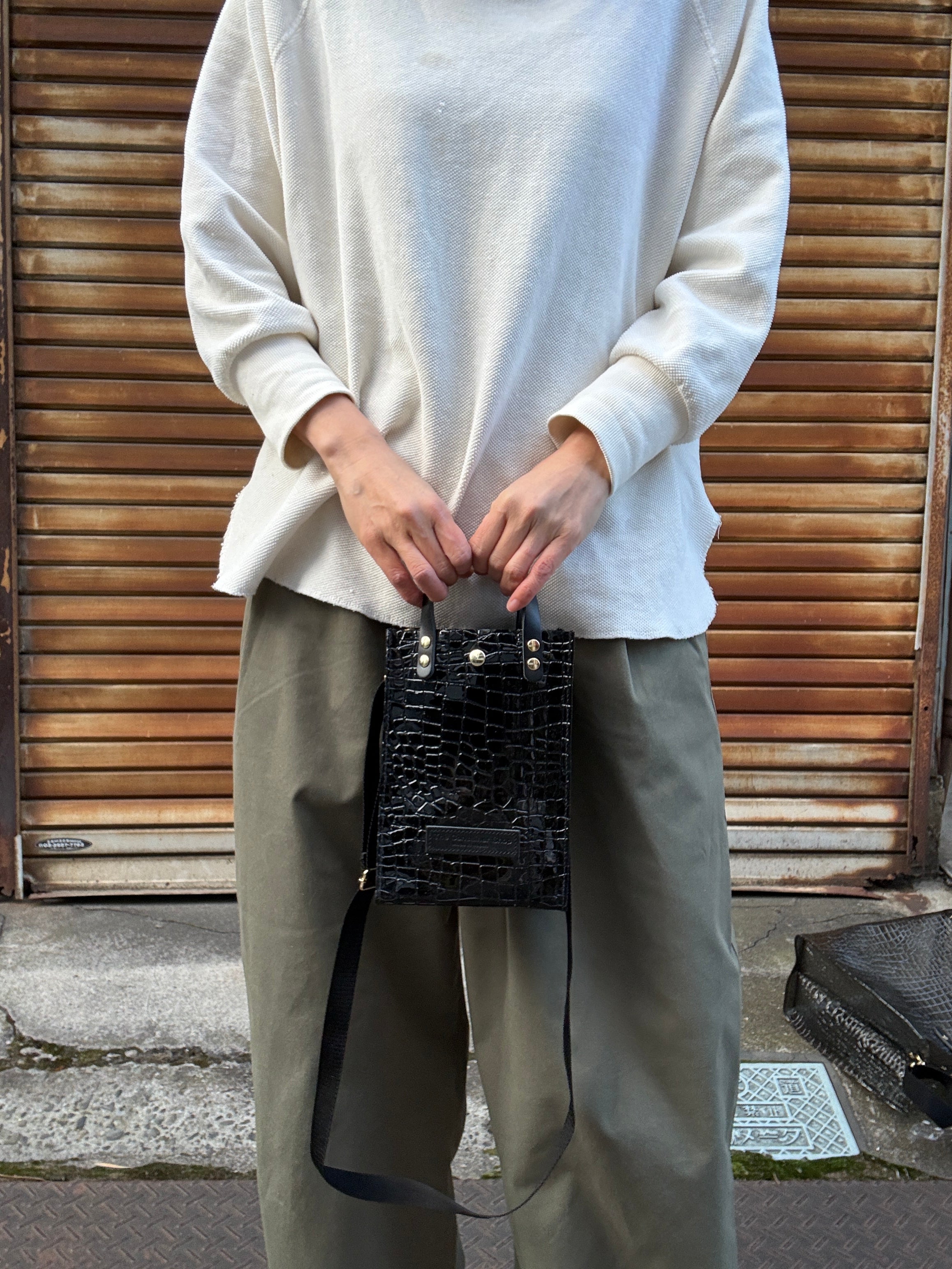 9月下旬発送🚚＞Colored PVC(LeatherHandle)Pochette/🐊Crocodile