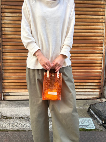 7月上旬＜予約＞Colored PVC(LeatherHandle)Pochette/🐊Crocodile Orange