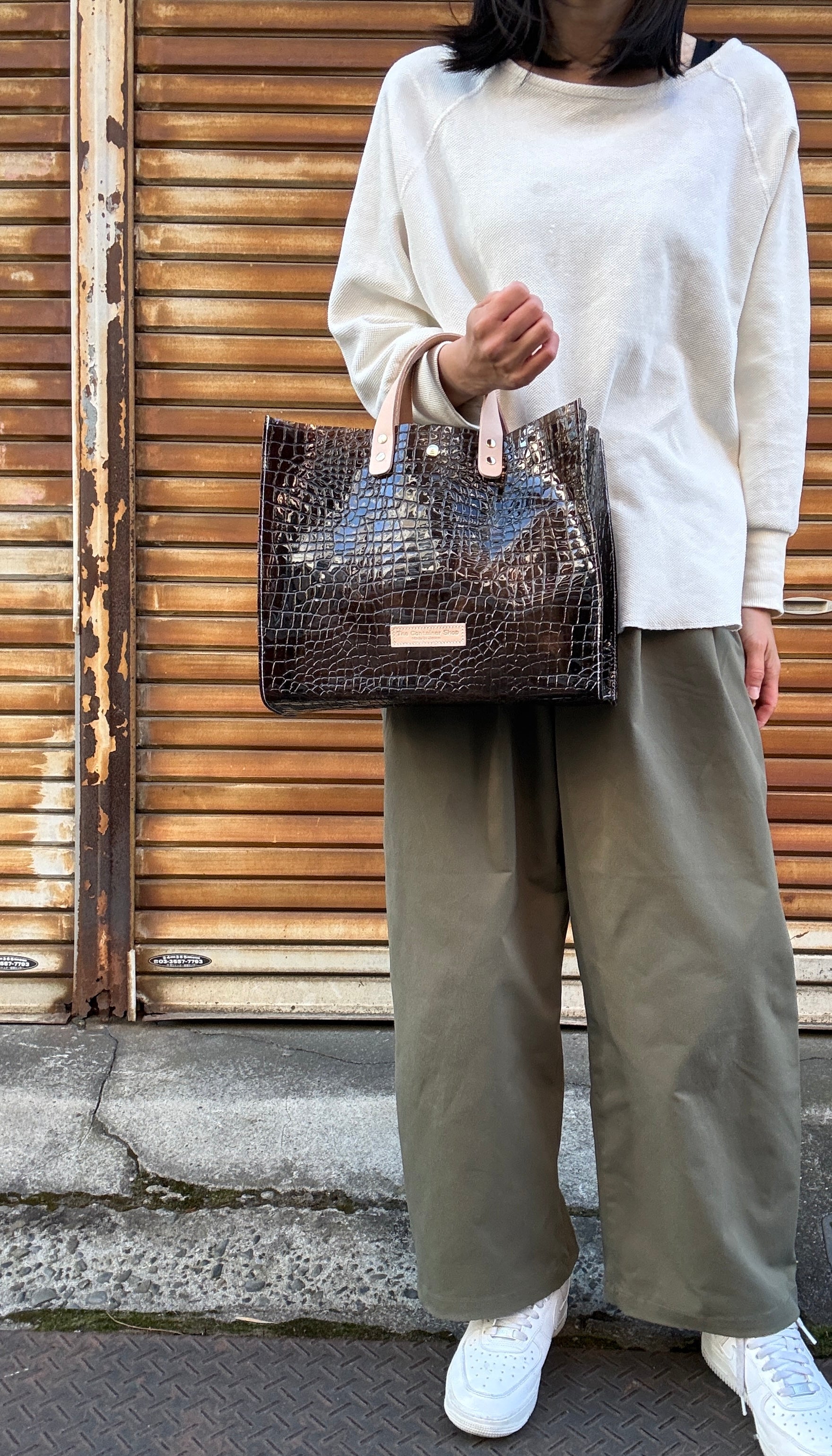 Colored PVC(LeatherHandle)Tote L/🐊 Crocodile Dark Brown