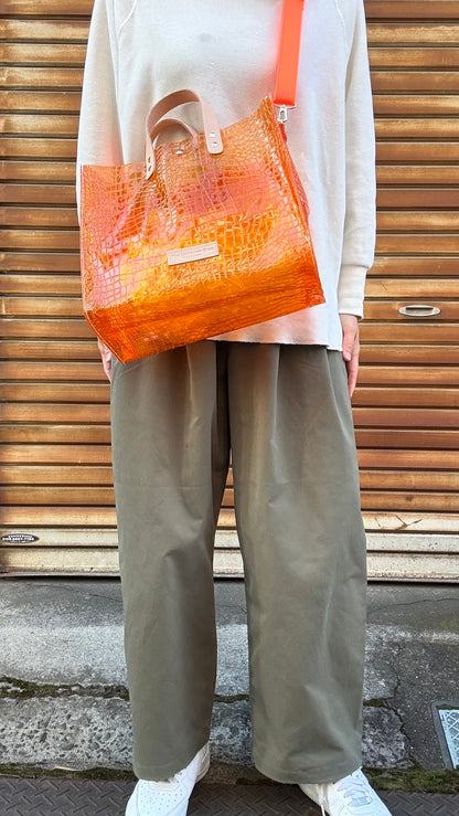 ＜予約＞Colored PVC(LeatherHandle)Tote L/🐊 Crocodile Orange