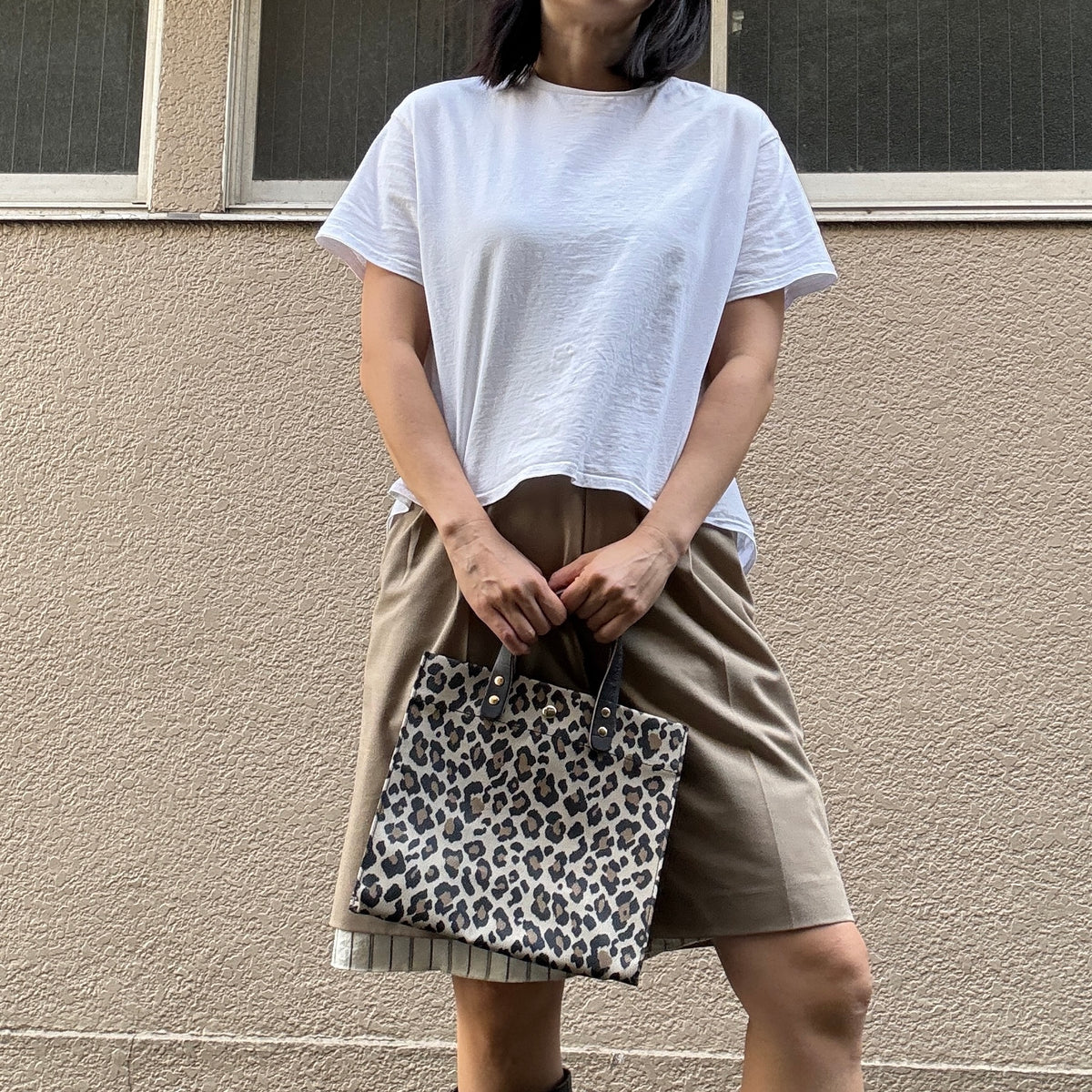 ＜2026年AW新作＞「軽くて拭ける」Coated PVC Leopard（Rectangle M)