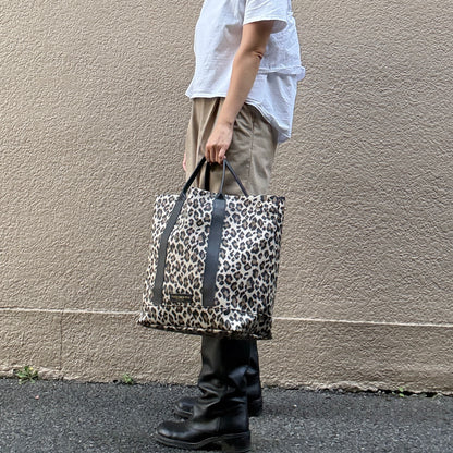 "Lightweight and wipeable" Coated PVC Camouflage (TOTE L)