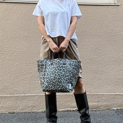 <2026年AW新先＞「軽くて拭ける」Coated PVC Leopard（SQL)