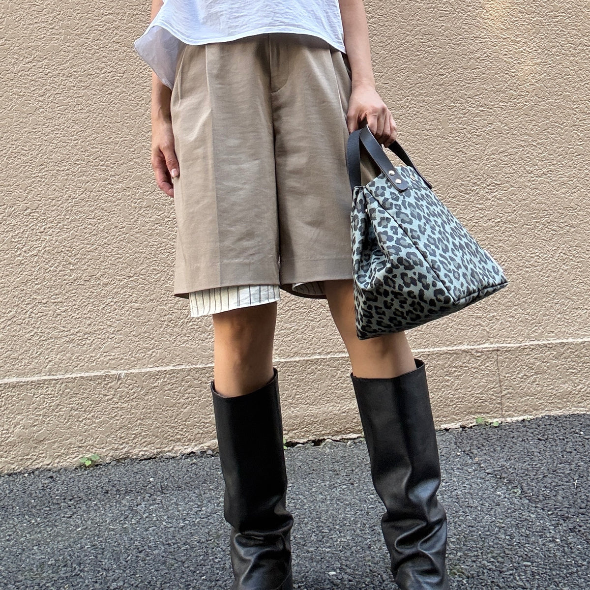 <2026年AW新先＞「軽くて拭ける」Coated PVC Leopard（SQL)