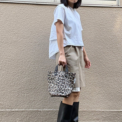 "Lightweight and Wipable" Coated PVC Camouflage (Round Bottom) B