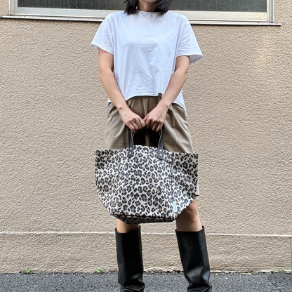 <2026年AW新先＞「軽くて拭ける」Coated PVC Leopard（SQL)