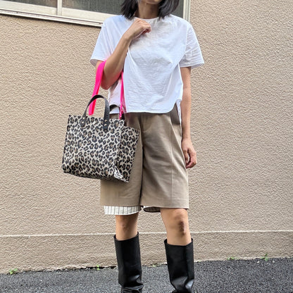 ＜2026年AW新作＞「軽くて拭ける」Coated PVC Leopard（Rectangle M)