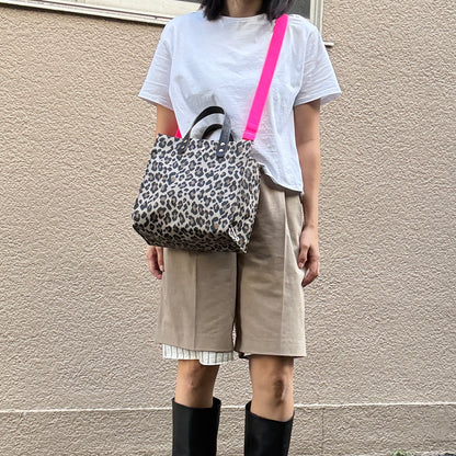 ＜2026年AW新作＞「軽くて拭ける」Coated PVC Leopard（Rectangle M)