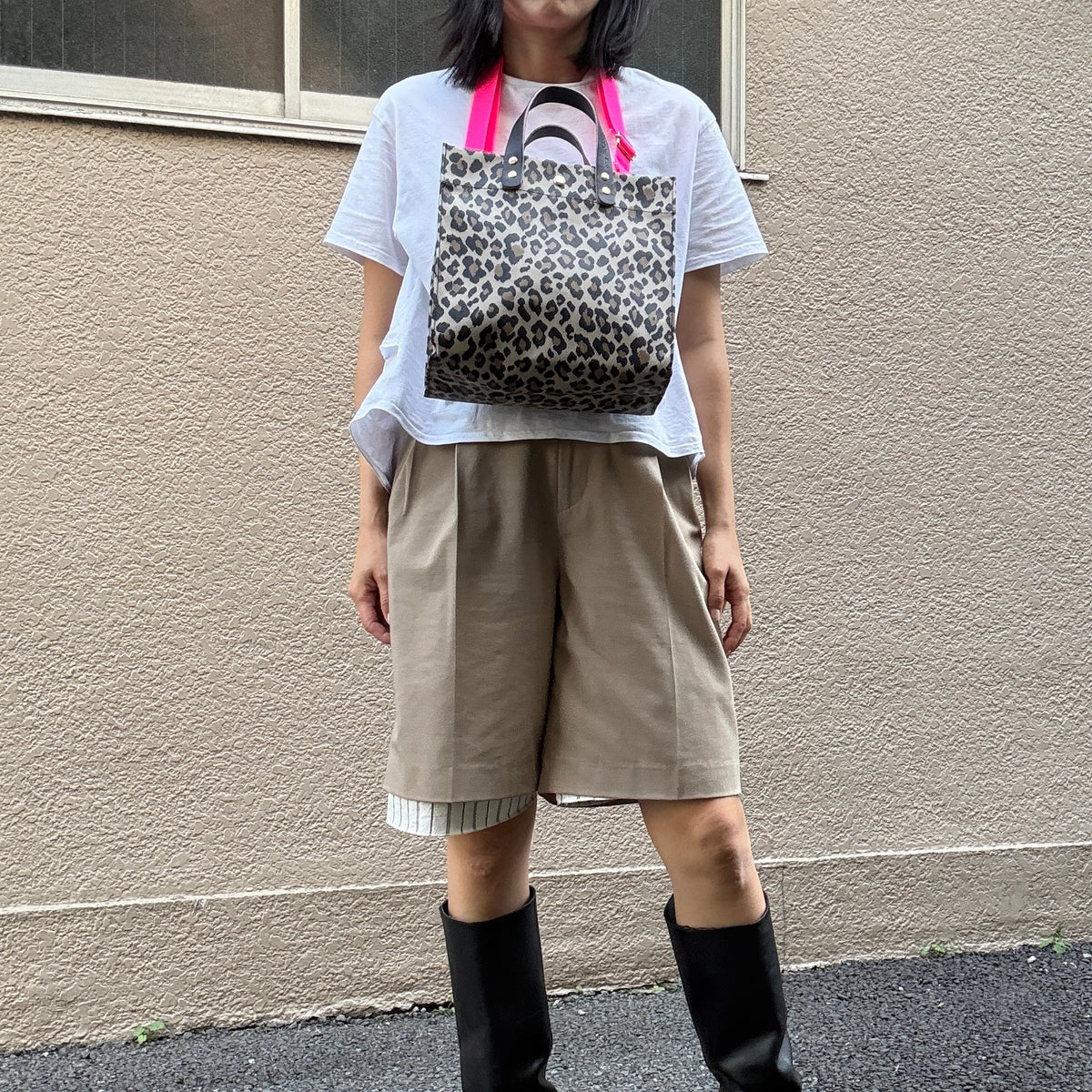 ＜2026年AW新作＞「軽くて拭ける」Coated PVC Leopard（Rectangle M)