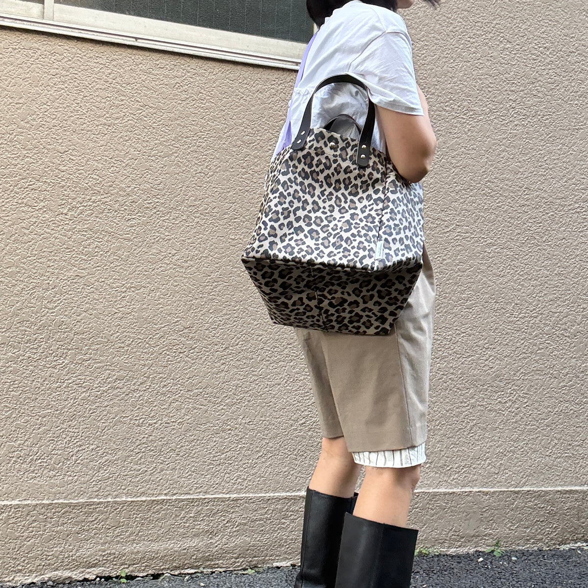 <2026年AW新先＞「軽くて拭ける」Coated PVC Leopard（SQL)