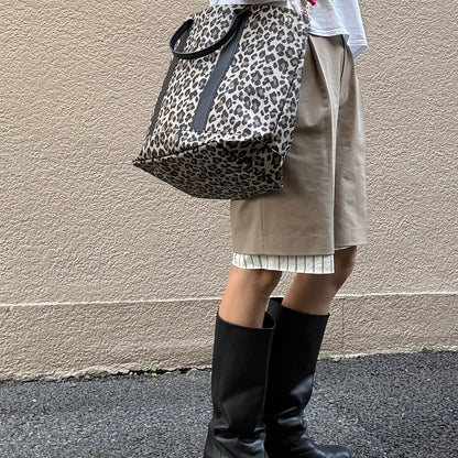 "Lightweight and wipeable" Coated PVC Camouflage (TOTE L)