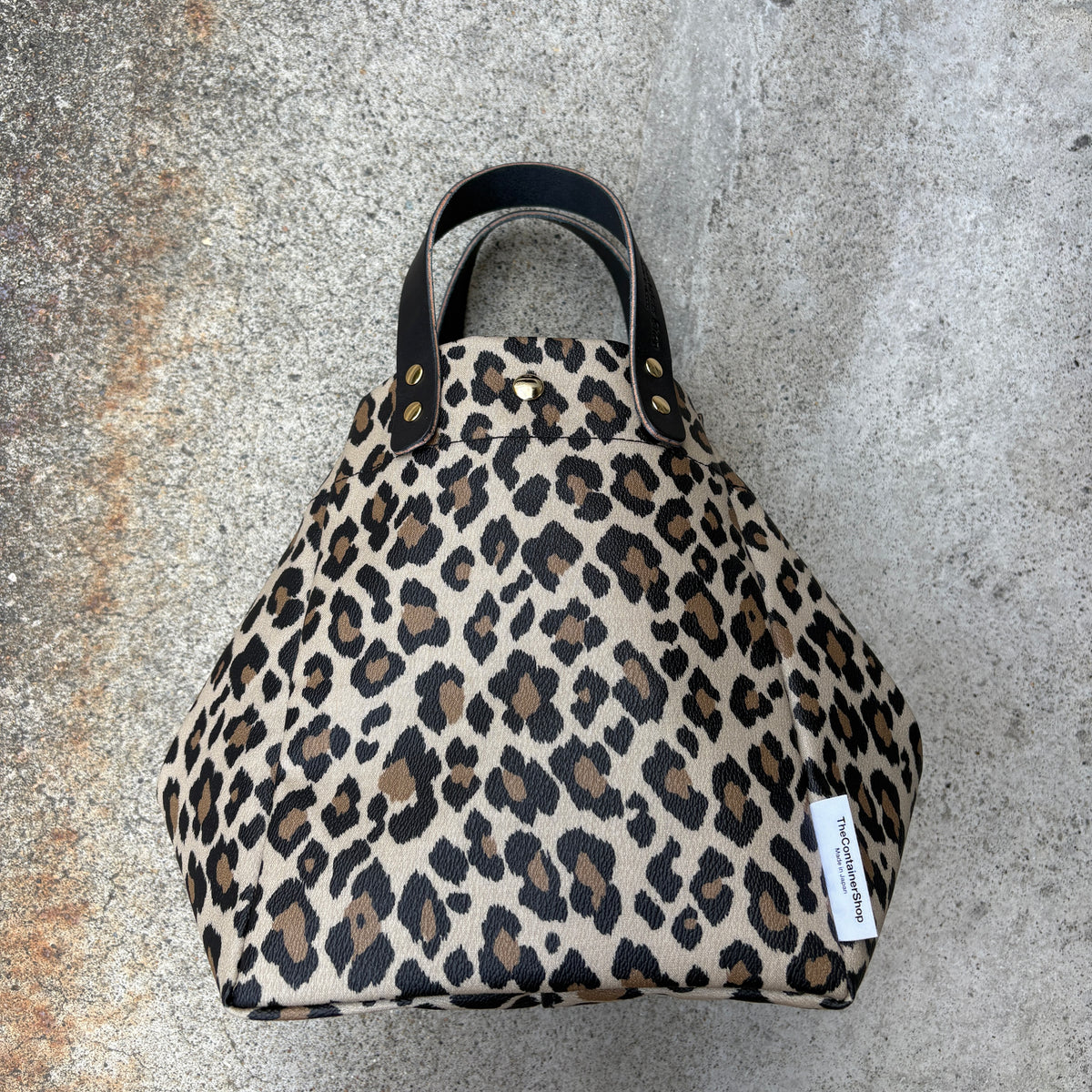 <2026年AW新先＞「軽くて拭ける」Coated PVC Leopard（SQL)