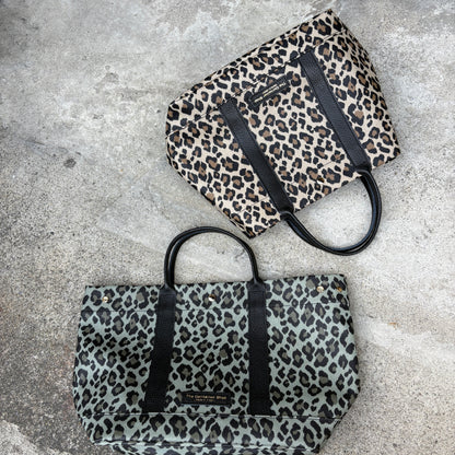 "Lightweight and Wipeable" Coated PVC Camouflage (TOTE M)