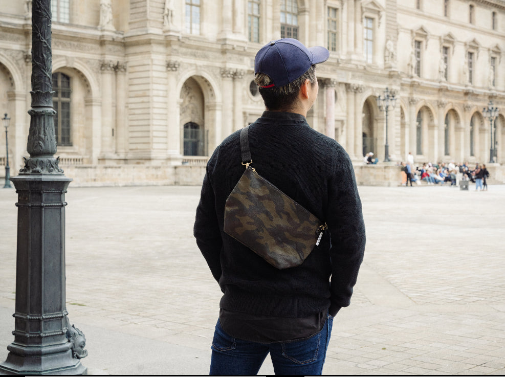 「軽くて拭ける」Coated PVC（POCHETTE M) Camouflage