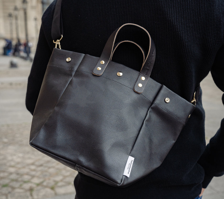 「軽くて拭ける」Coated PVC Camouflage（SQ)