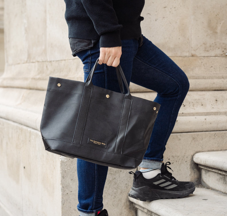  "Lightweight and wipeable" Coated PVC (TOTE M) DARK Camouflage