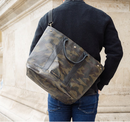 「軽くて拭ける」Coated PVC Camouflage（TOTE L)