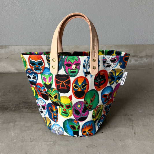 完売）「軽くて拭ける」Coated PVC（丸底バッグ）Mascard Perea