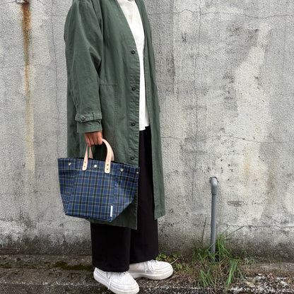 「軽くて拭ける」Coated PVC（SQ）Black Watch