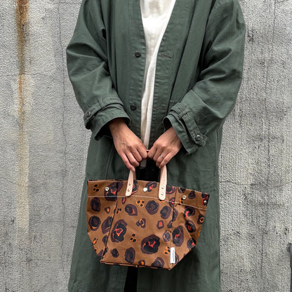 ラスト１）軽くて拭ける」Coated PVC（SQ）HOTSPOTS（MOCA）