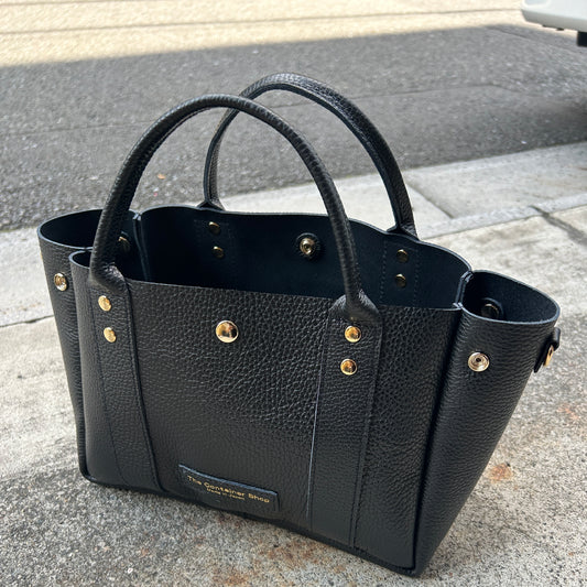 Cow Leather (Shallow Tote Size) BLACK