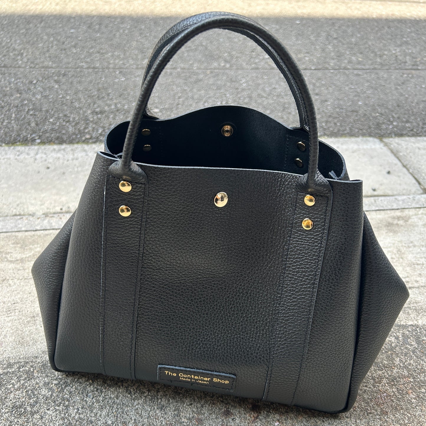 ＜New＞Cow Leather (Tote L size) BLACK
