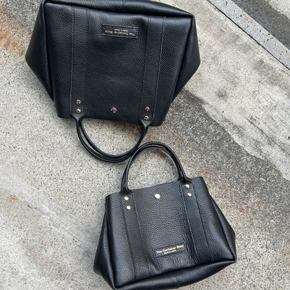 ＜New＞Cow Leather (Tote L size) BLACK
