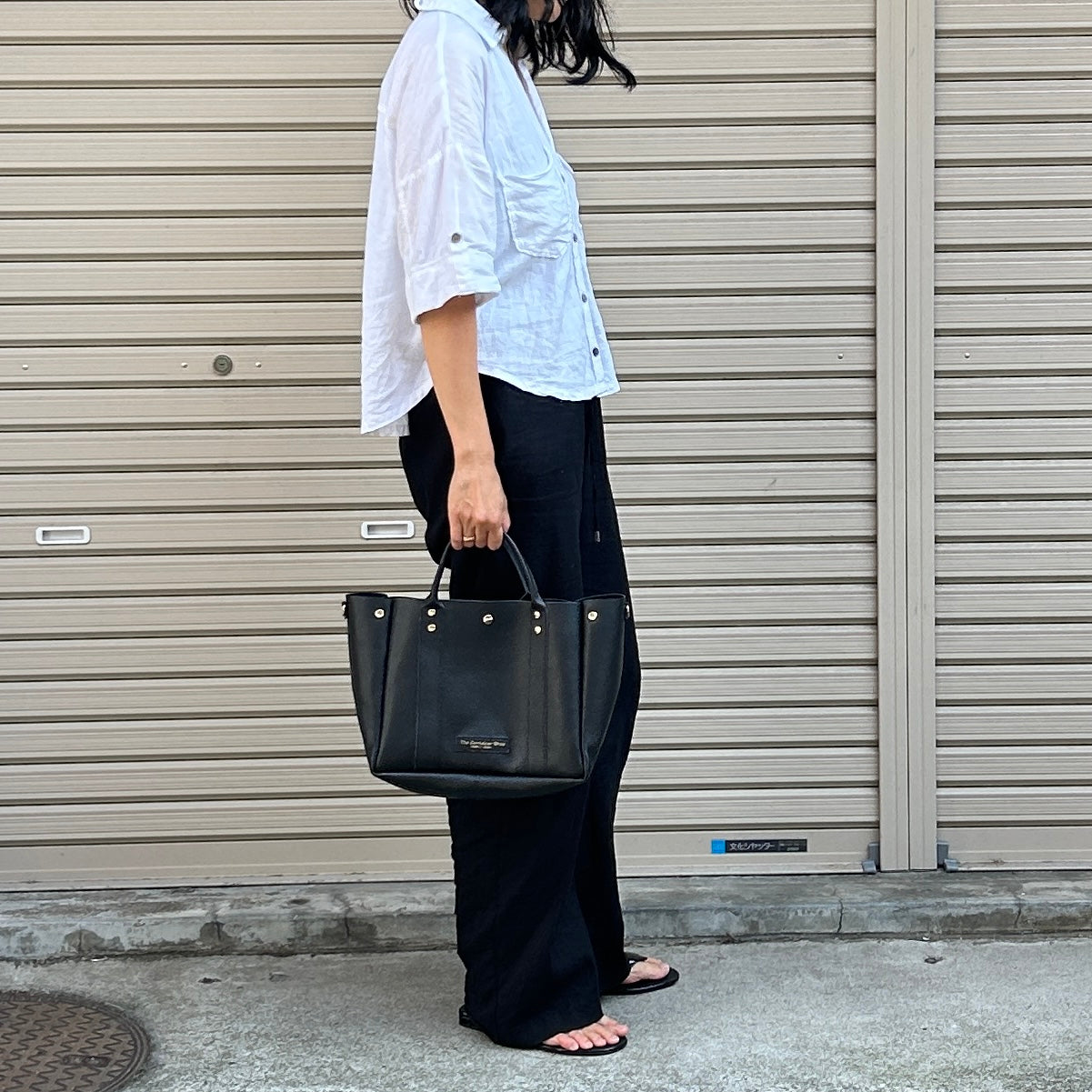 ＜New＞Cow Leather (Tote L size) BLACK