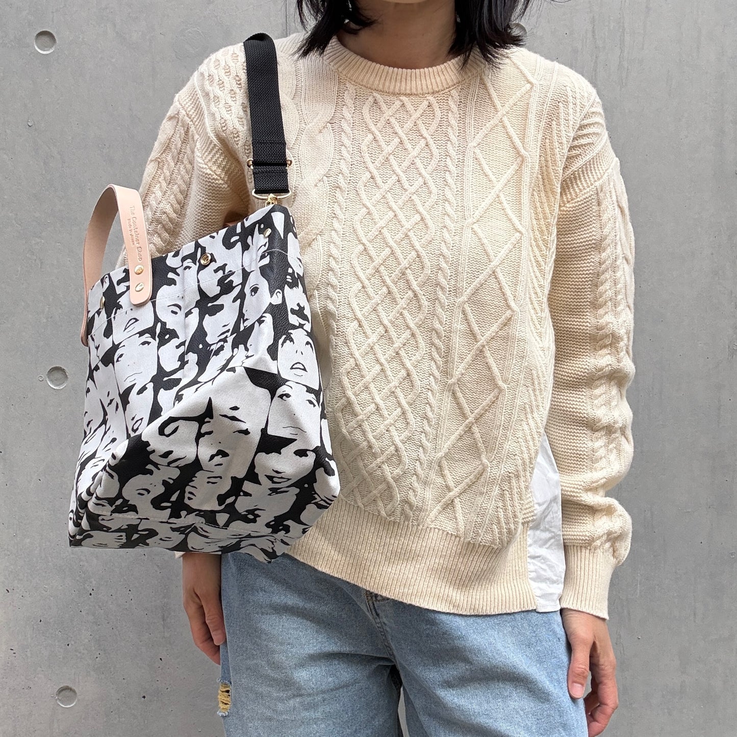 "Lightweight and easy to wipe" Coated PVC (SQL) IVORY