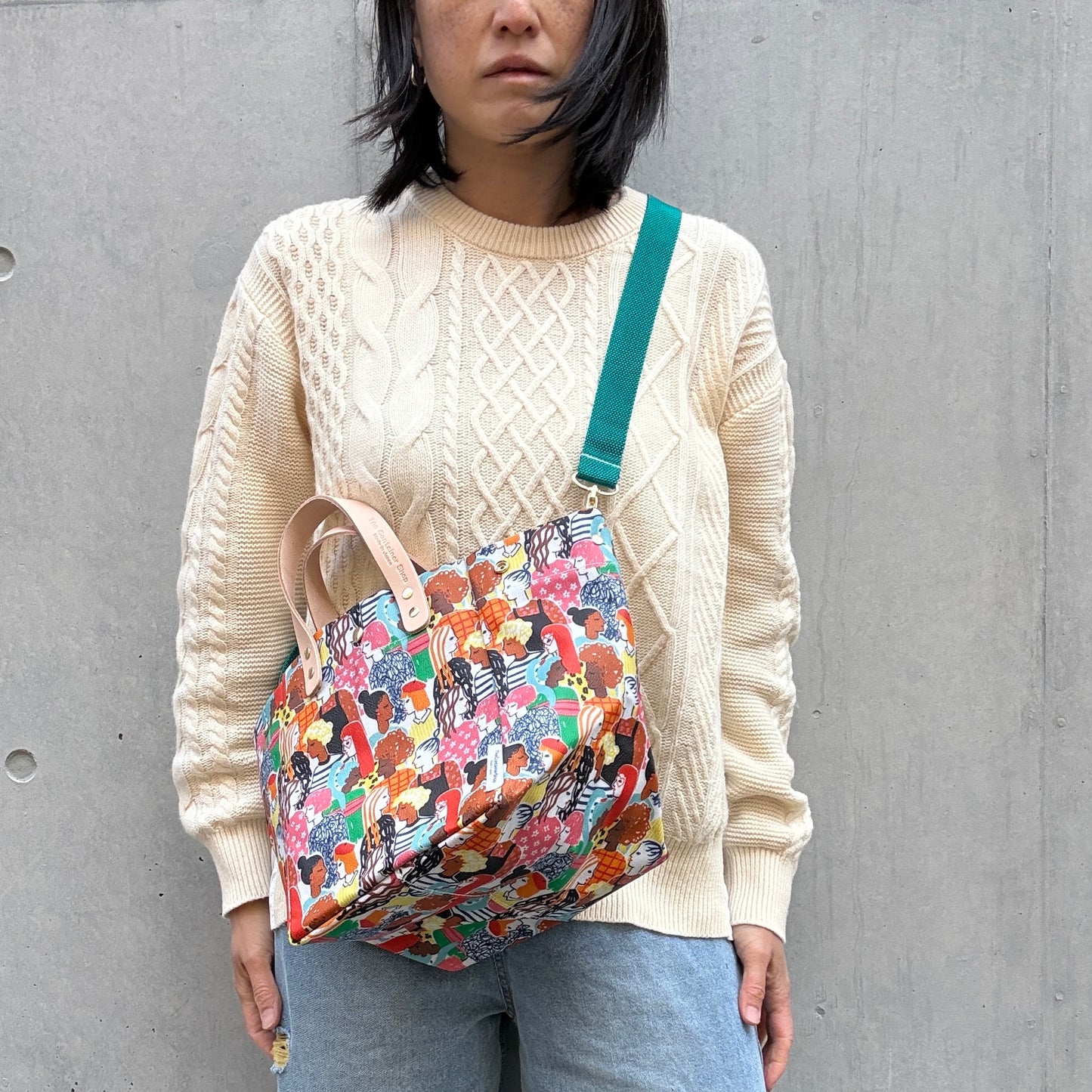 <Limited Quantity> "Lightweight and Easy to Wipe" Coated PVC (SQ) Strong Together