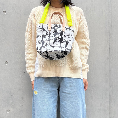 <Limited Quantity> "Lightweight and Wipeable" Coated PVC (Round Bottom Bag) INCROWD