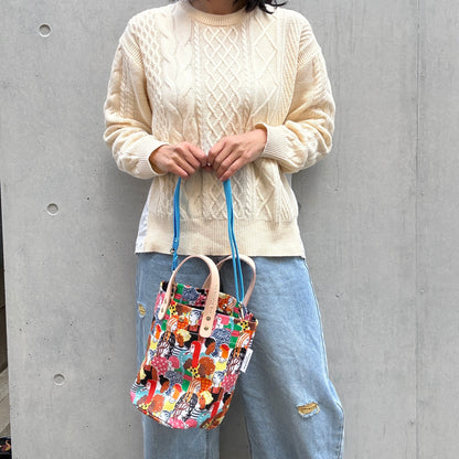 <Limited Quantity> "Lightweight and Easy to Wipe" Coated PVC (Round Bottom Bag) Strong Together