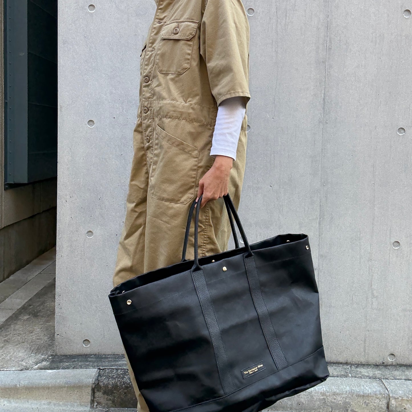 ＜先行発売＞「軽くて拭ける」Coated PVC Camouflage（トートXL）