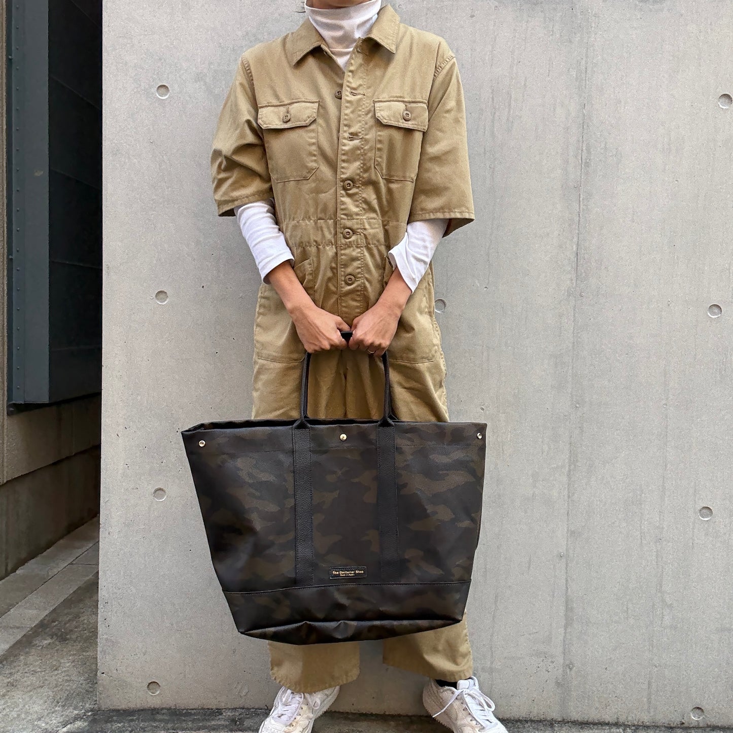 ＜先行発売＞「軽くて拭ける」Coated PVC Camouflage（トートXL）