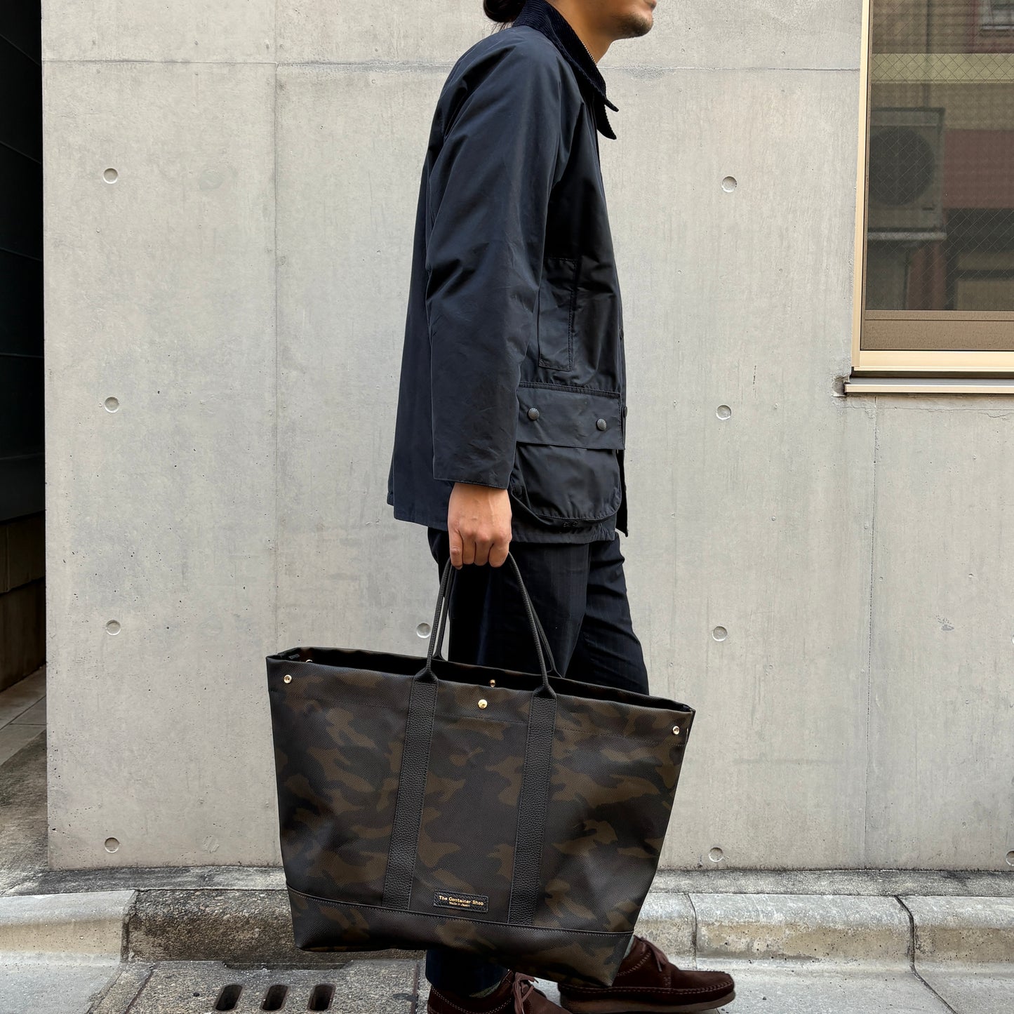 ＜先行発売＞「軽くて拭ける」Coated PVC Camouflage（トートXL）