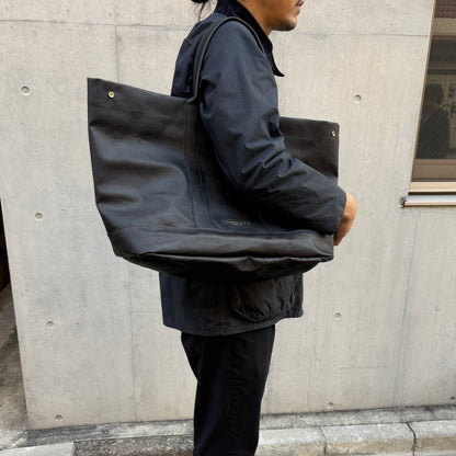 ＜先行発売＞「軽くて拭ける」Coated PVC Camouflage（トートXL）