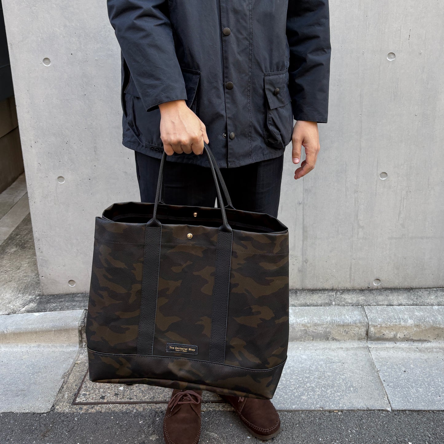 ＜先行発売＞「軽くて拭ける」Coated PVC Camouflage（トートXL）