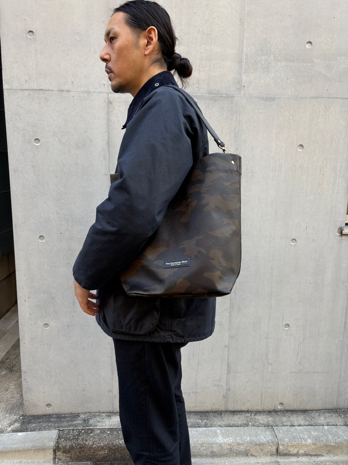 「軽くて拭ける」Coated PVC Camouflage（Shoulder BAG)