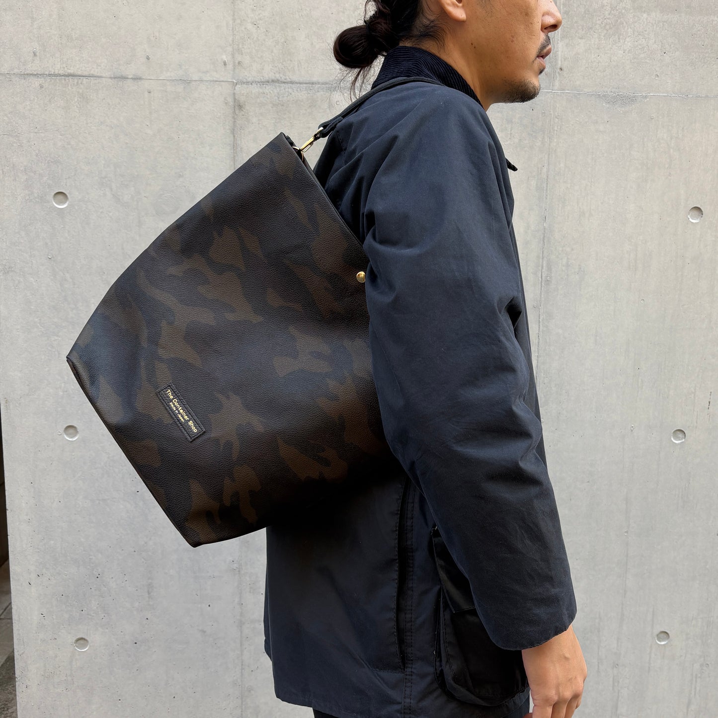 「軽くて拭ける」Coated PVC Camouflage（Shoulder BAG)