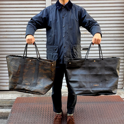 ＜先行発売＞「軽くて拭ける」Coated PVC Camouflage（トートXL）