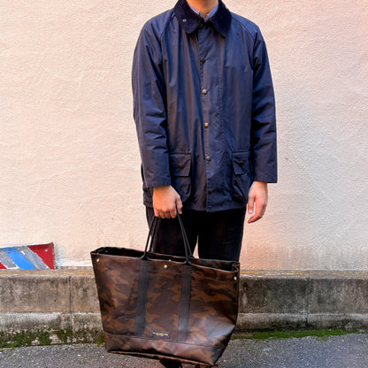 ＜先行発売＞「軽くて拭ける」Coated PVC Camouflage（トートXL）