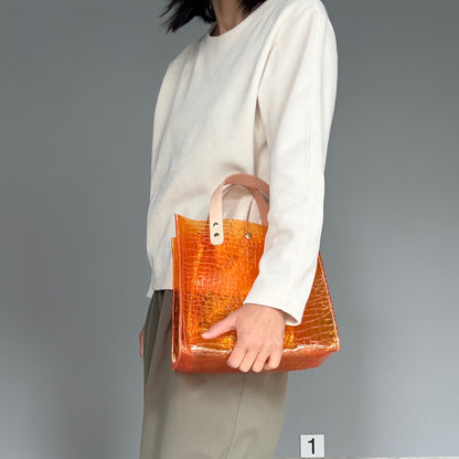 7月上旬＜予約＞Colored PVC(LeatherHandle)ToteM/🐊Crocodile Orange