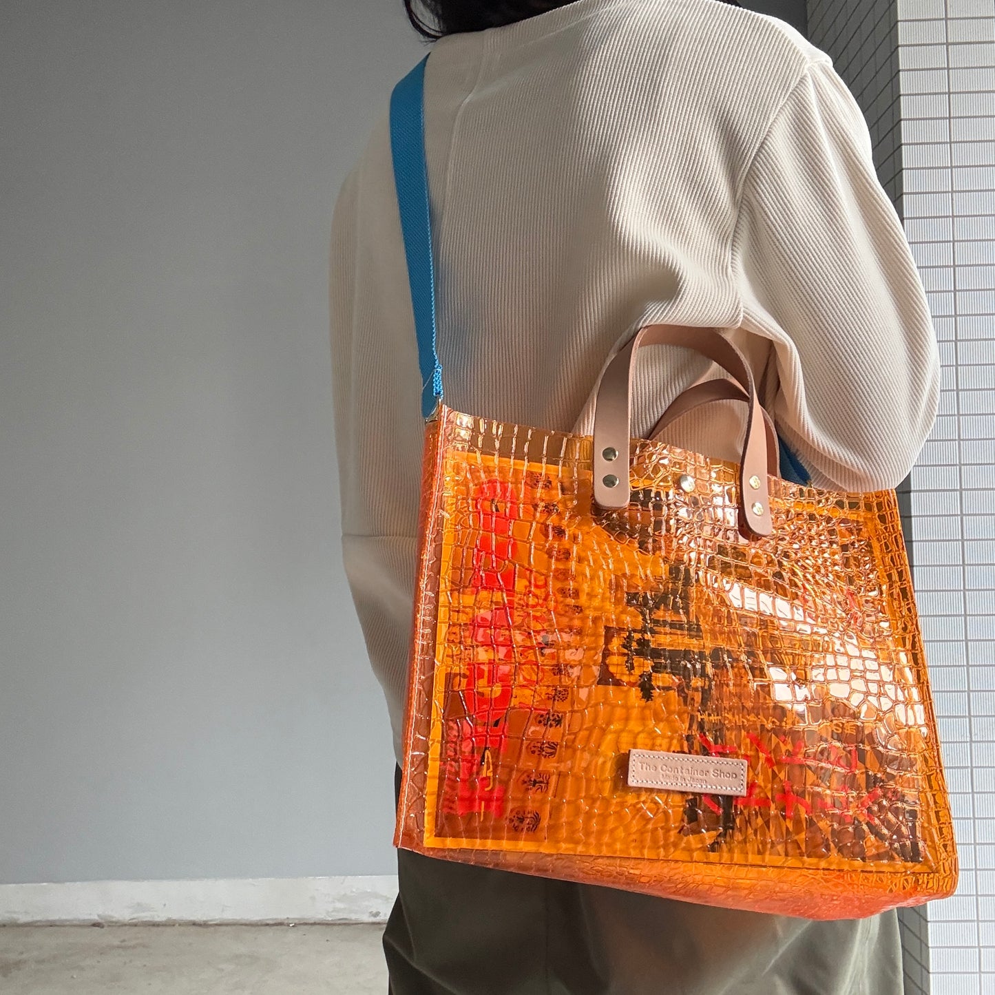＜予約＞Colored PVC(LeatherHandle)Tote L/🐊 Crocodile Orange