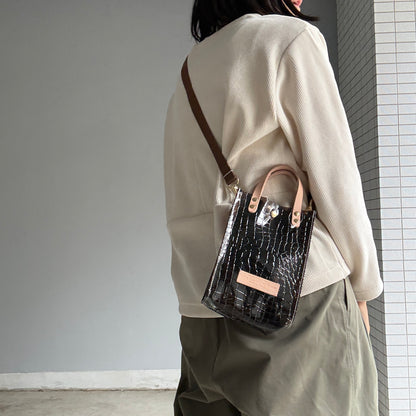 Limited Stock) Colored PVC (Leather Handle) Pochette / 🐊Crocodile Dark Brown