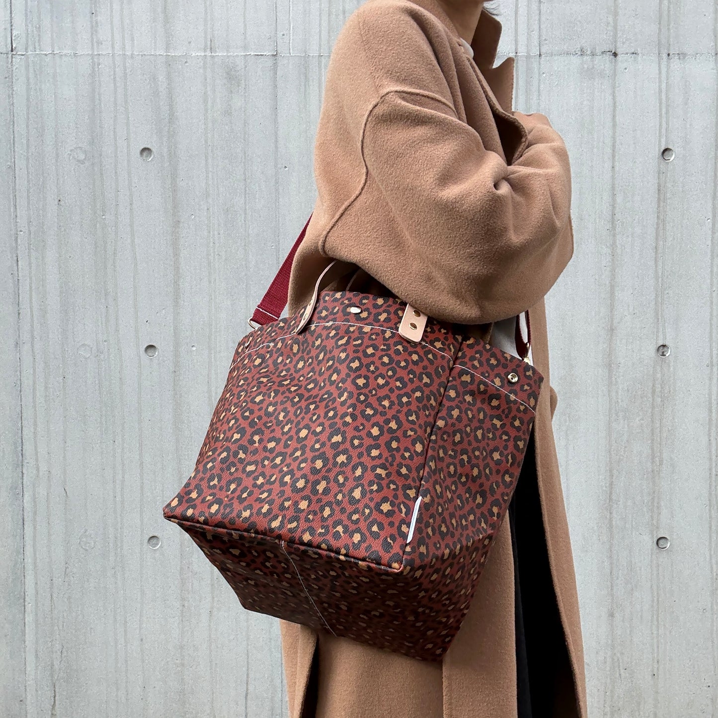 ＜数量限定＞「軽くて拭ける」Coated PVC Leopard（SQL)