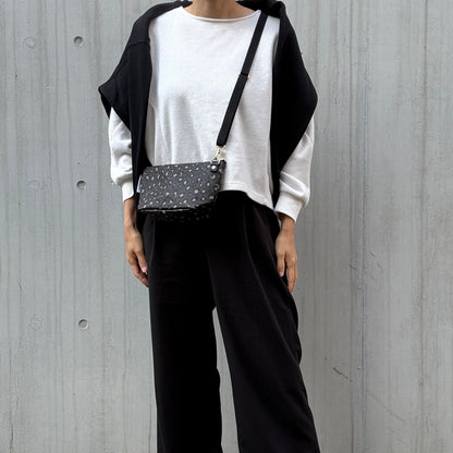 残りわずか＜数量限定＞「軽くて拭ける」Coated PVC Leopard（POCHETTE S)