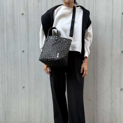 ＜数量限定＞「軽くて拭ける」Coated PVC Leopard（SQ)